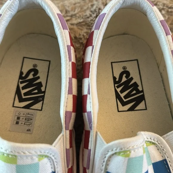 Vans Unisex Multicolor/Rainbow Checkered Slip-On Sneakers - Picture 2 of 7